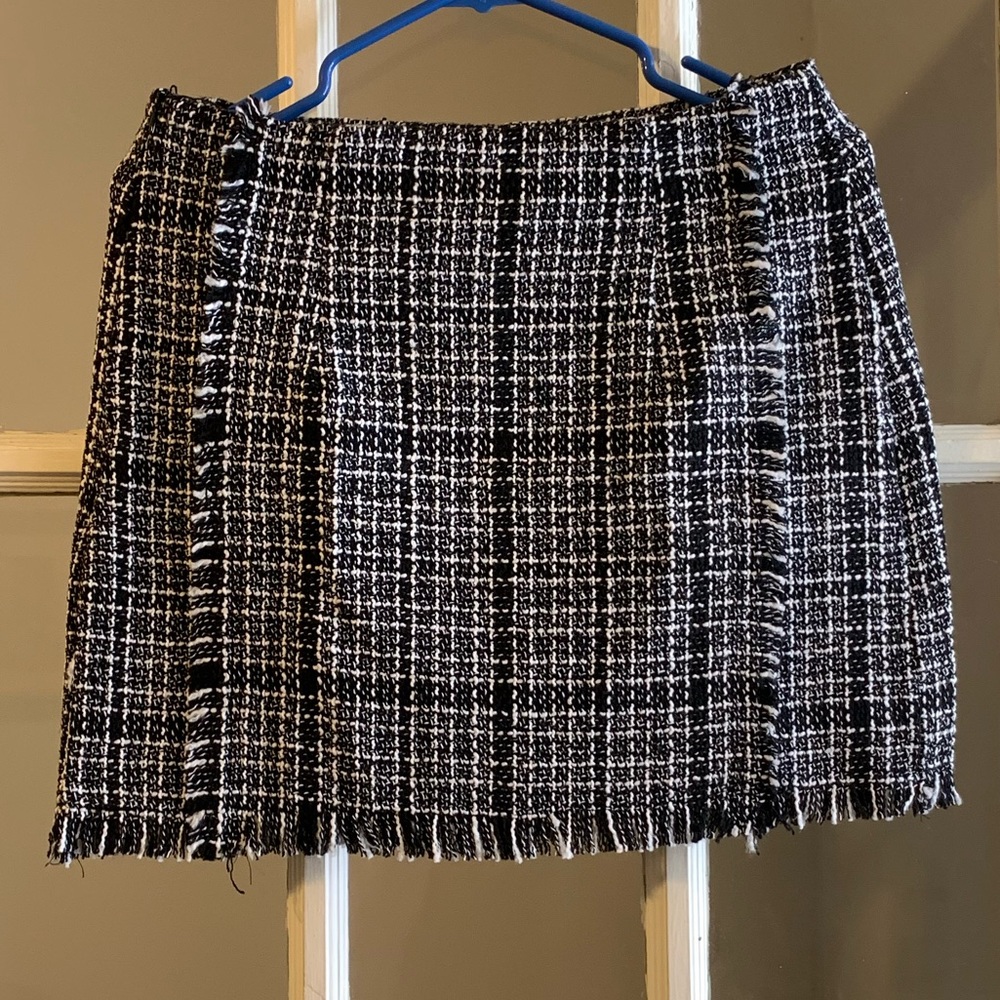 Black and white mini skirt